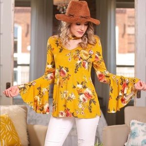 Floral Bell Sleeve Tunic (NWT)